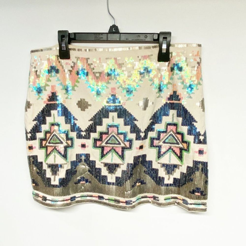 Express Sequin Blush Aztec Skirt Size Medium - Picture 2 of 6